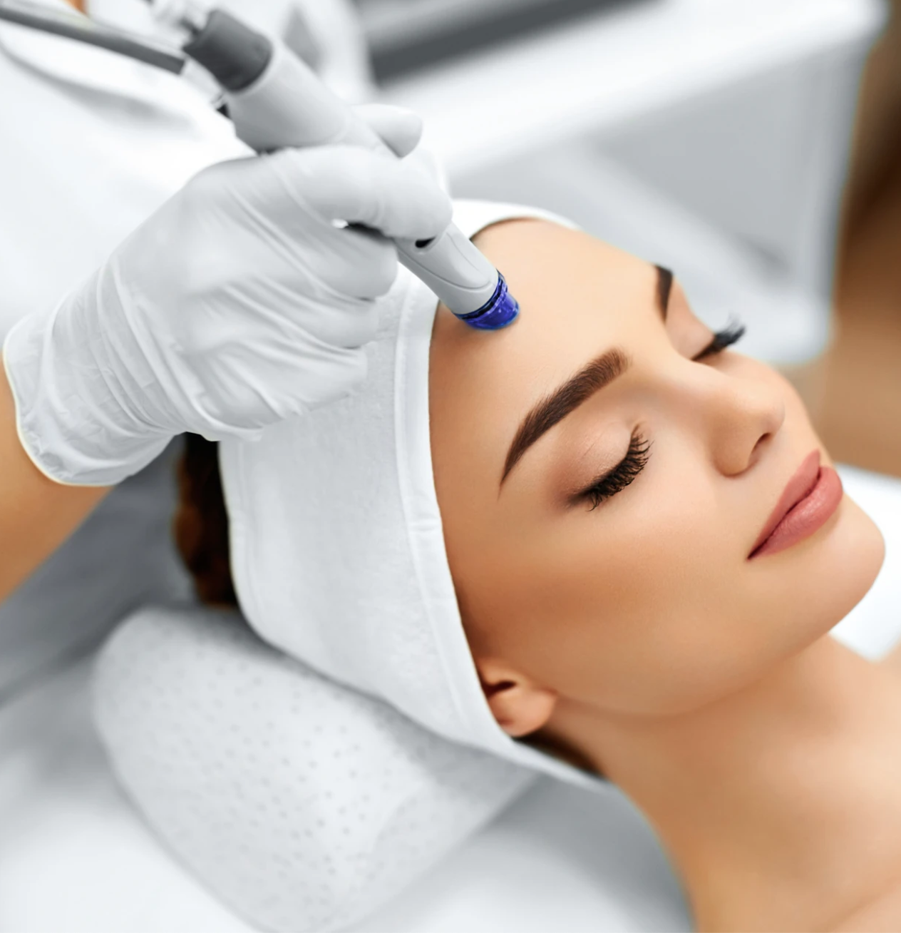 Zákrok pro čištění pleti HydraFacial Lifting Plus
